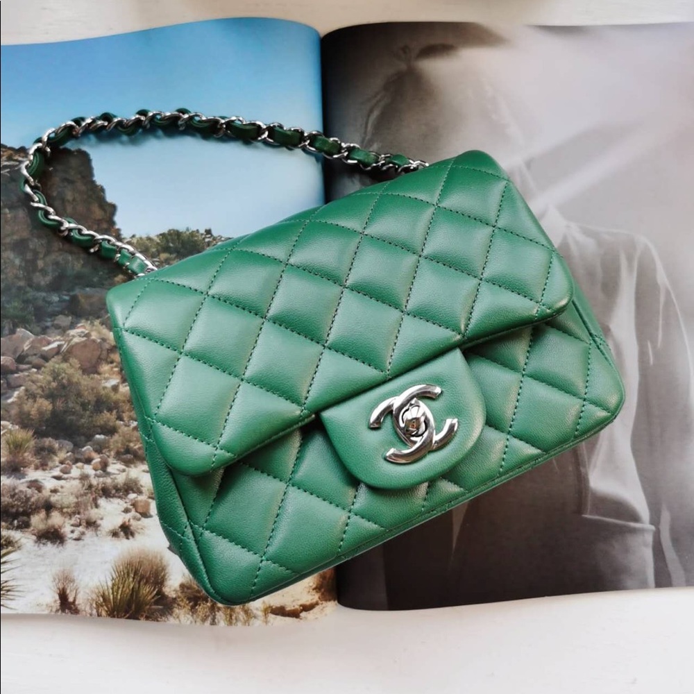 Chanel Classic Flap Mini Square Green New